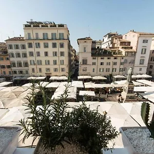 https://piazza-campo-de-fiori-luxury-flat-view.it-romehotels.com