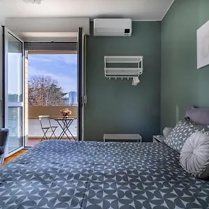 https://casa-carozzi.italymilanhotels.net