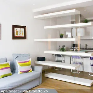 https://brera-apartments-alla-scala.italymilanhotels.net