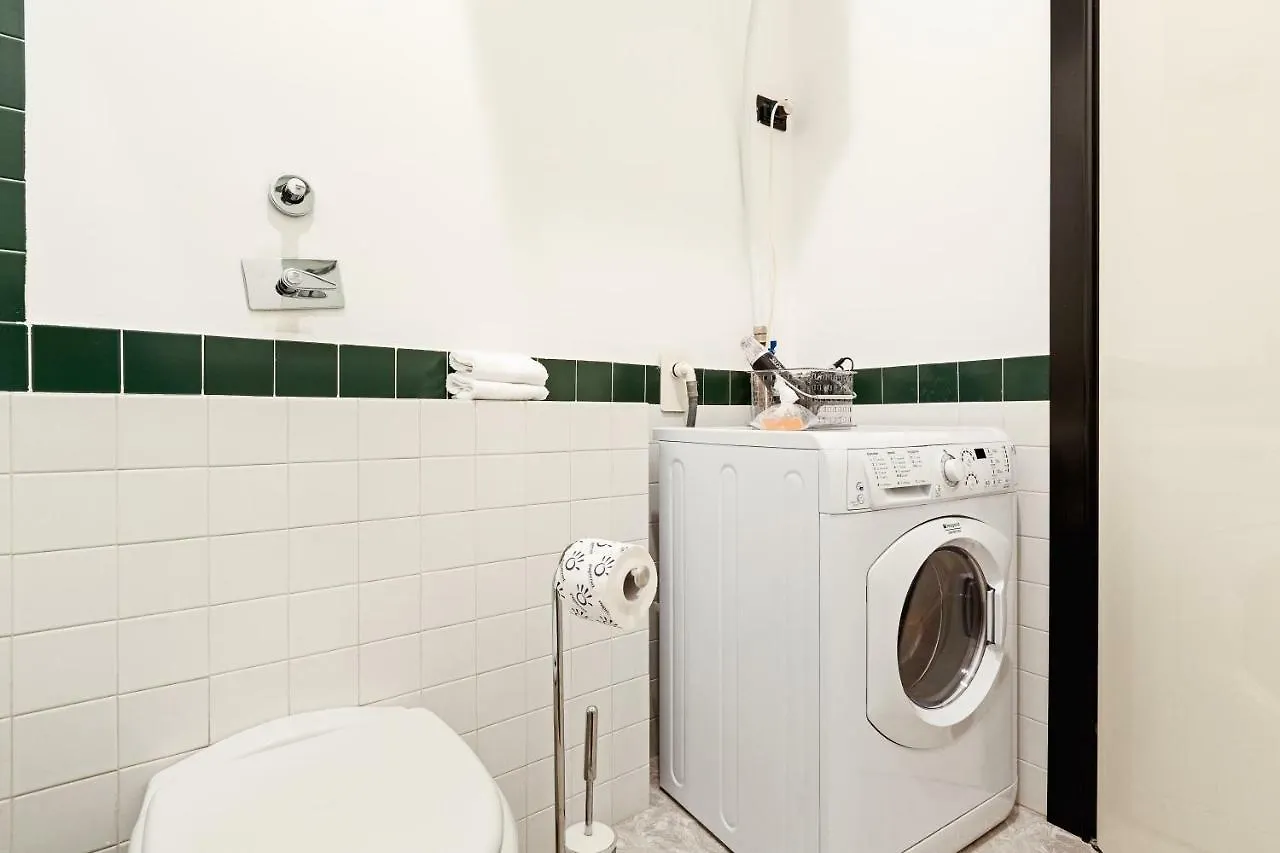 Apartamento S. Maria Valle Central Roomy Flat Milán
