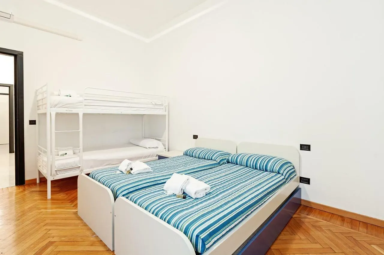 S. Maria Valle Central Roomy Flat Milan Apartment